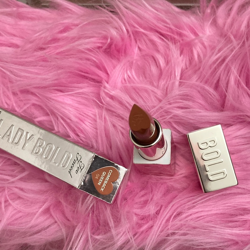 Too faced lipstick
